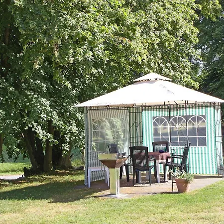 Fuer 3 In Schulenbrook 公寓